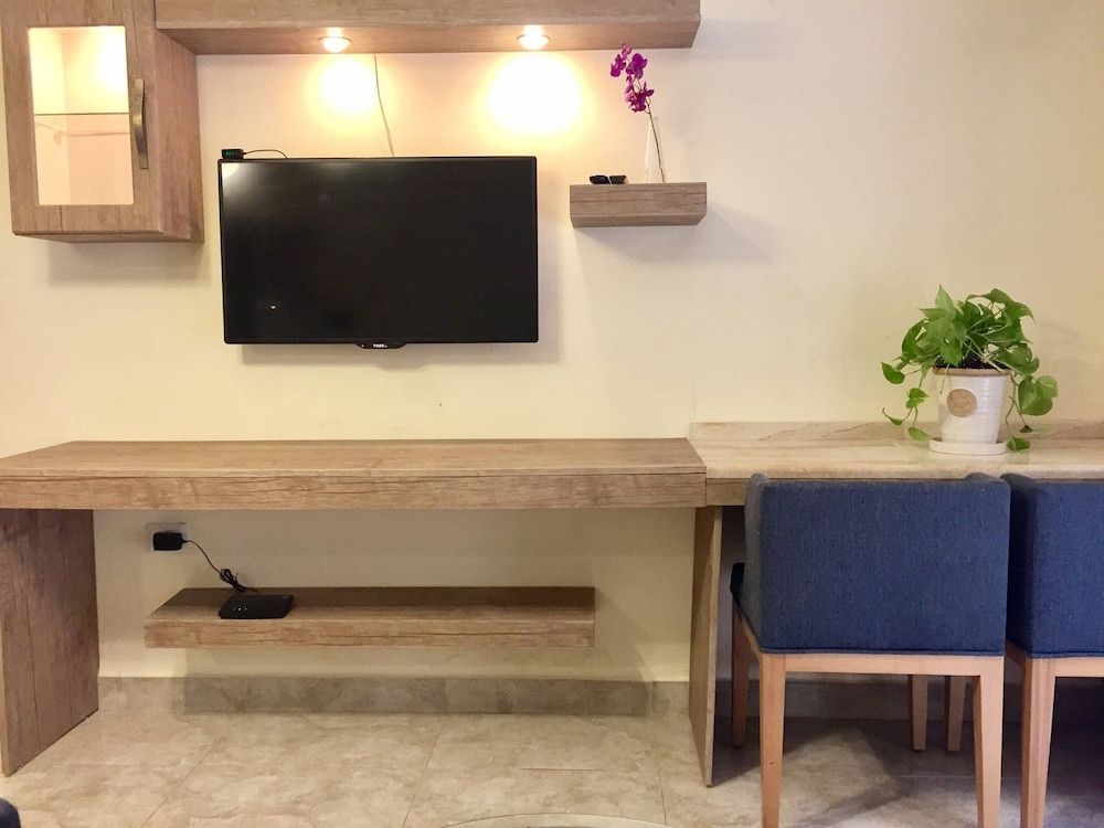 The Royal Luxury King Terrace 1 Apartment, 1 Bedroom, Accessible, Smoking 17