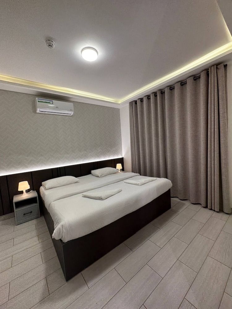 undefined Luxury Room Near Downtown