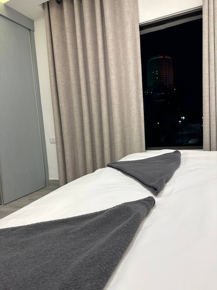 undefined Privet Apartment 37 for Three Near Downtown Kh&sh 8