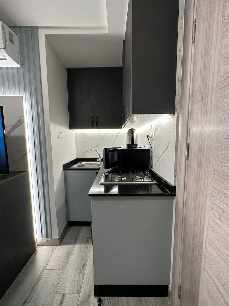 Privet Near Downtown Kh&sh Apartment, 1 Bedroom, Accessible, City View 17