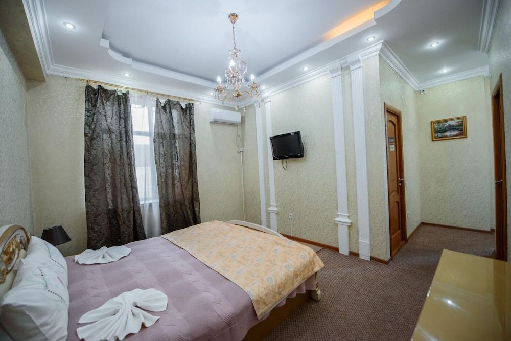 undefined Turan Hotel 10