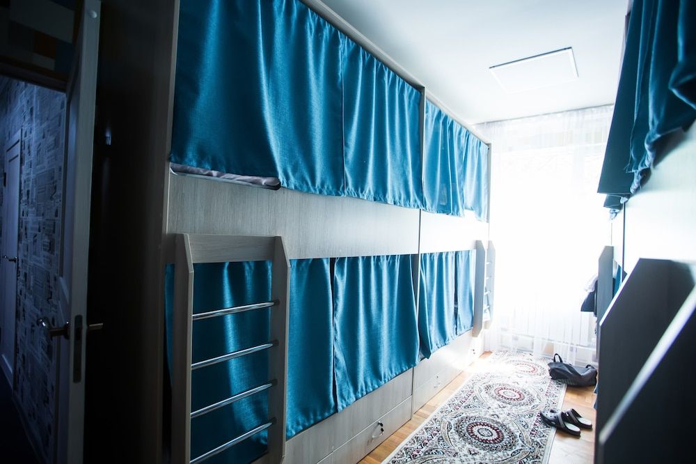 Hostel Eleon Bed in 10-Beds Mixed Dormitory Room 5