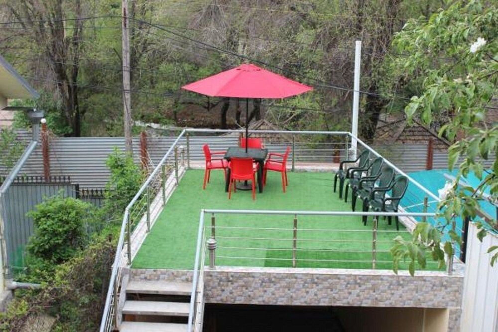 undefined Mountain Road Hostel 4