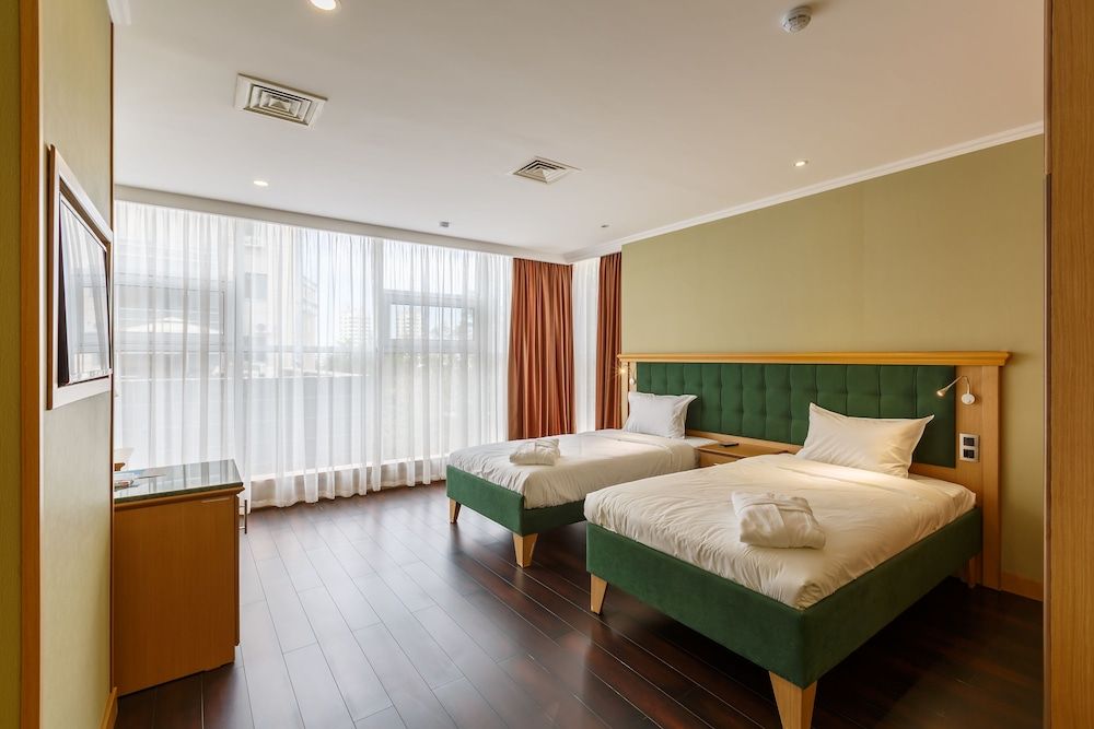 Shera Park Classic Twin Room 15