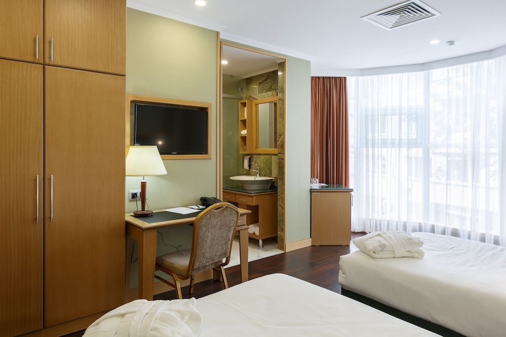 Shera Park Classic Twin Room 22