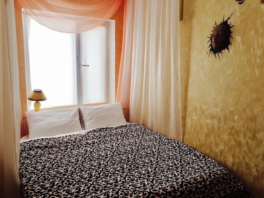 undefined Alma Cinema Hostel 6