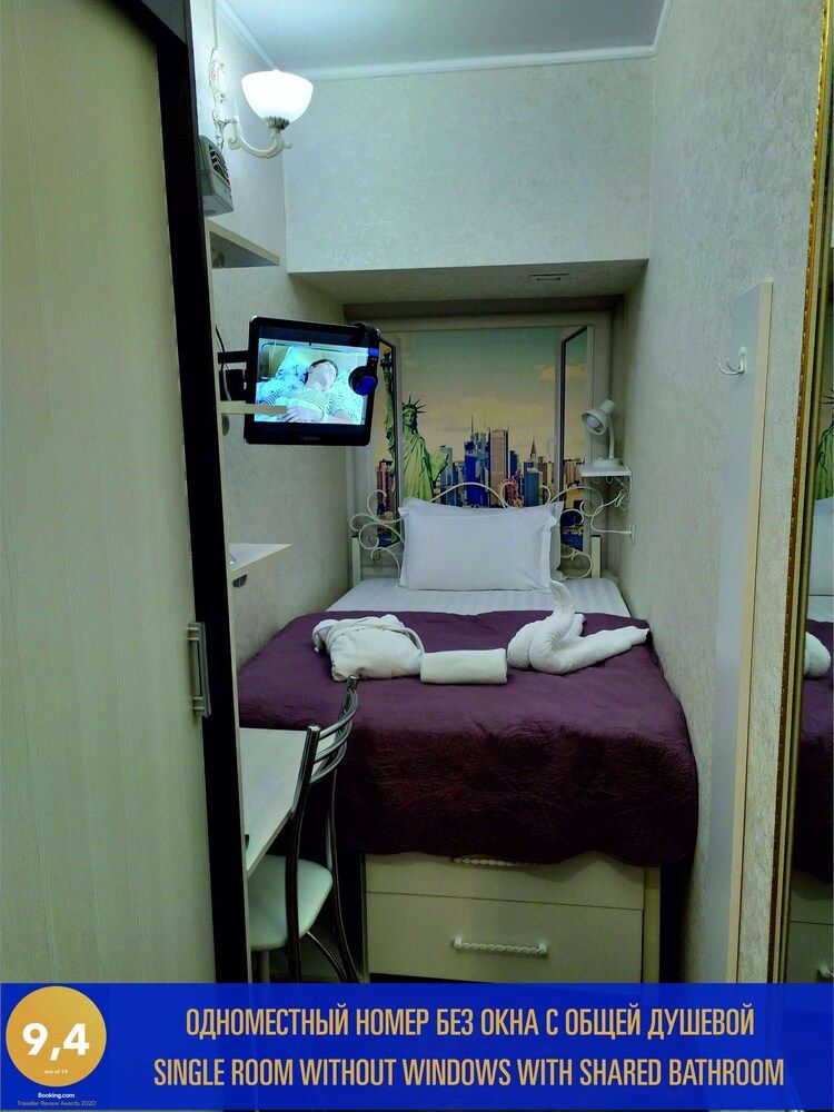 undefined LES Hostel Almaty 8