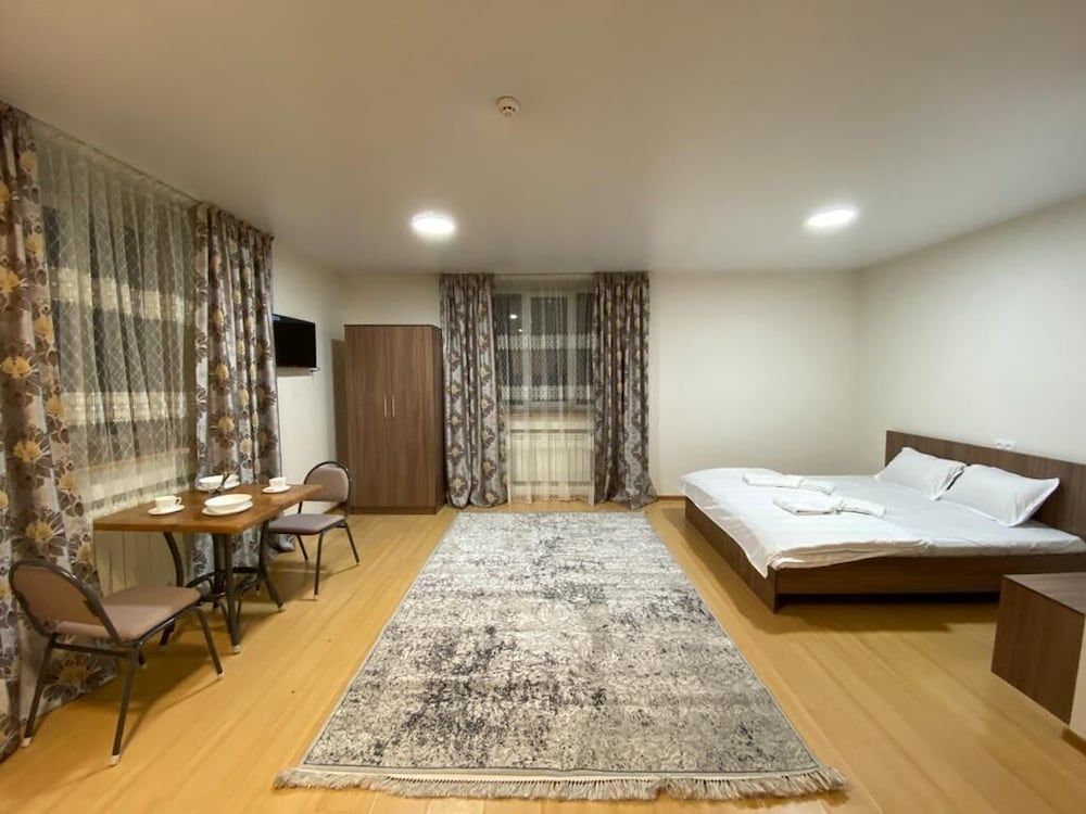 City Park Hotel Business Double or Twin Room 6