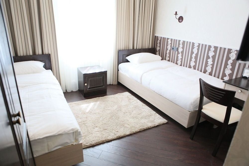 undefined Mini Hotel D'Rami 6