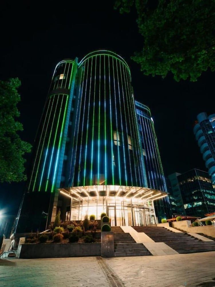 undefined Grand Mildom Hotel 3