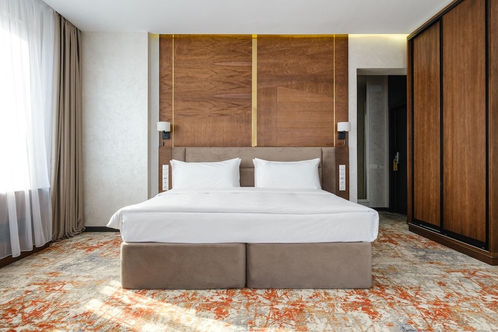 undefined Grand Mildom Hotel 10