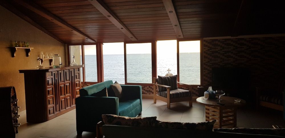 Apartment near Lady of the Sea & Phoenician Wall Apartment, 3 Bedrooms, Sea View 23