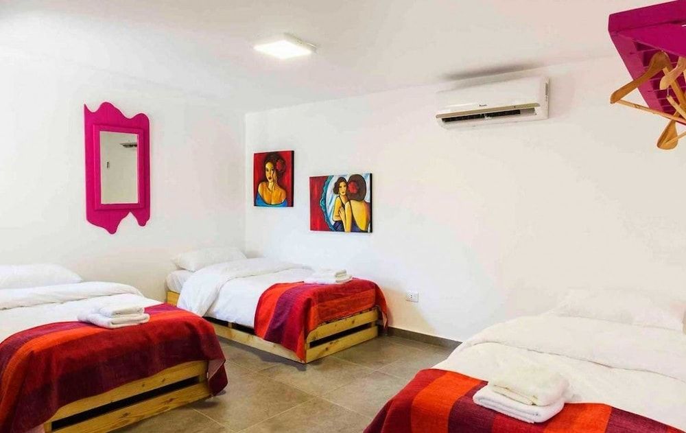 Comfort Studio, Multiple Beds, Non Smoking, City View