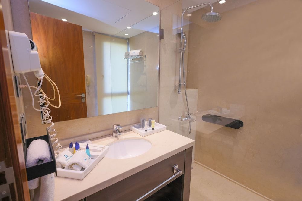 Heaven Prestige Hotel Standard Room 7