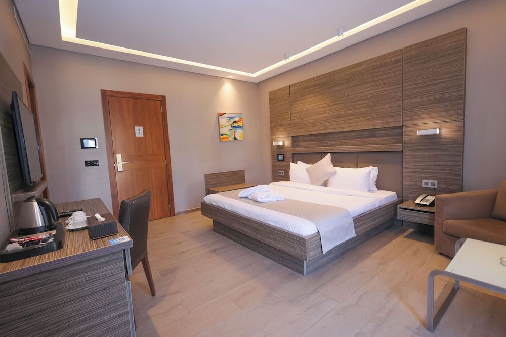 Heaven Prestige Hotel Standard Room 2