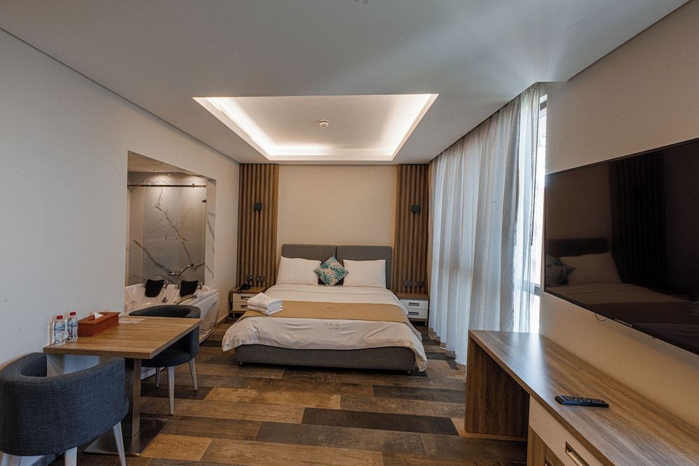Haya hotel & spa Deluxe Suite (Jacuzzi) 6