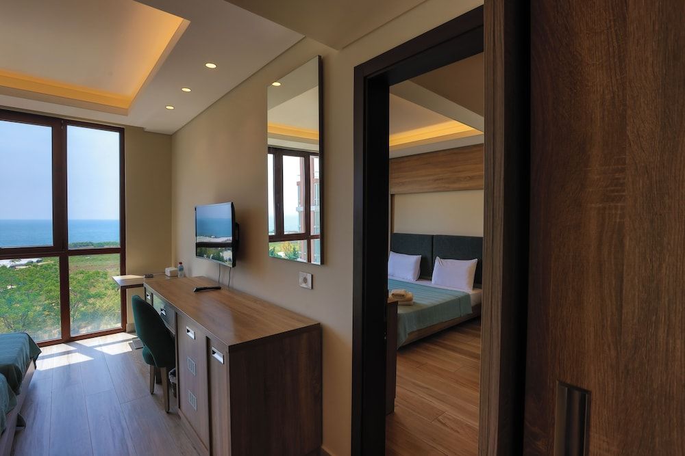 Haya hotel & spa Standard Room, 2 Bedrooms, Connecting Rooms 5