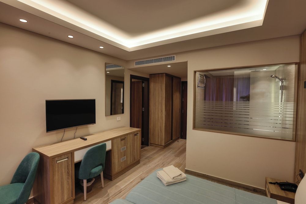 Haya hotel & spa Standard Room, 2 Bedrooms, Connecting Rooms 4