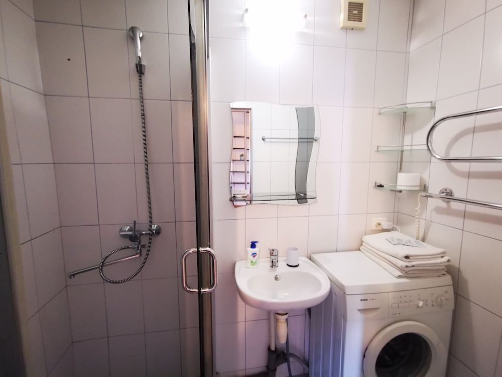 River Apartments City Condo, 2 Bedrooms 10