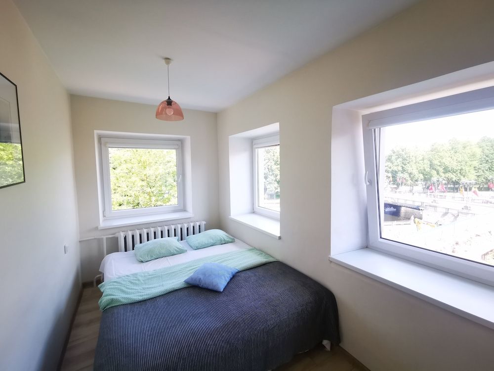 River Apartments City Condo, 2 Bedrooms 3