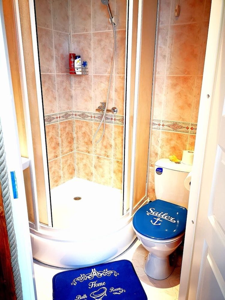 Meridian Apartments Meridian Studio with Sauna 10