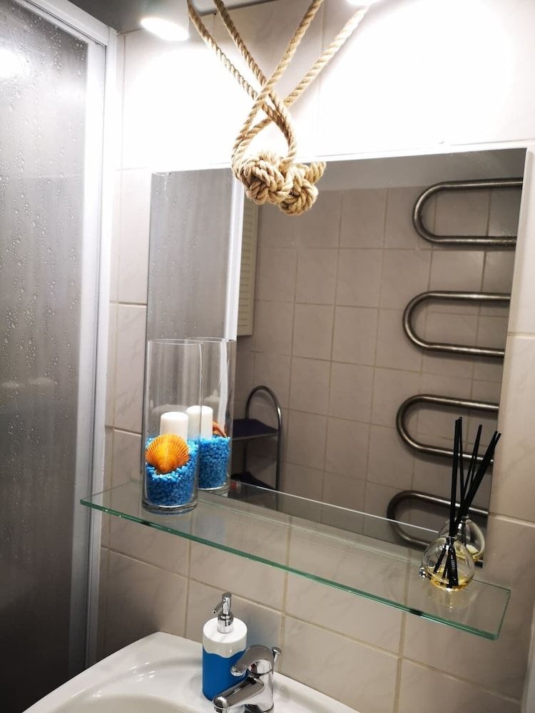 Meridian Apartments Meridian Apartment 13