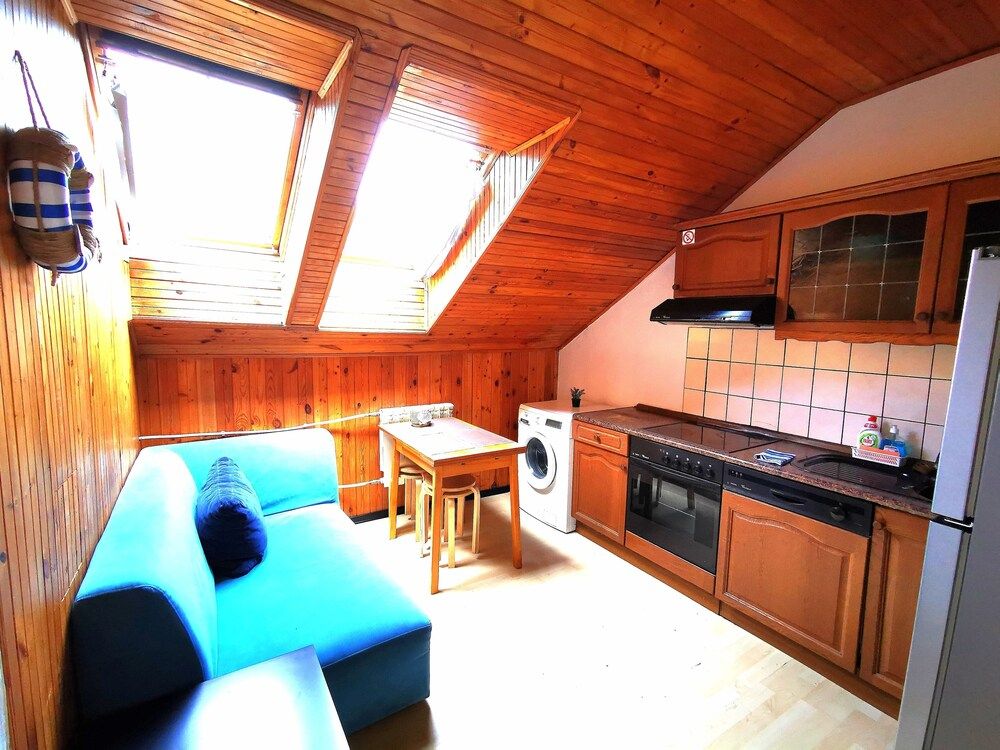 Meridian Apartments Meridian Apartment 6