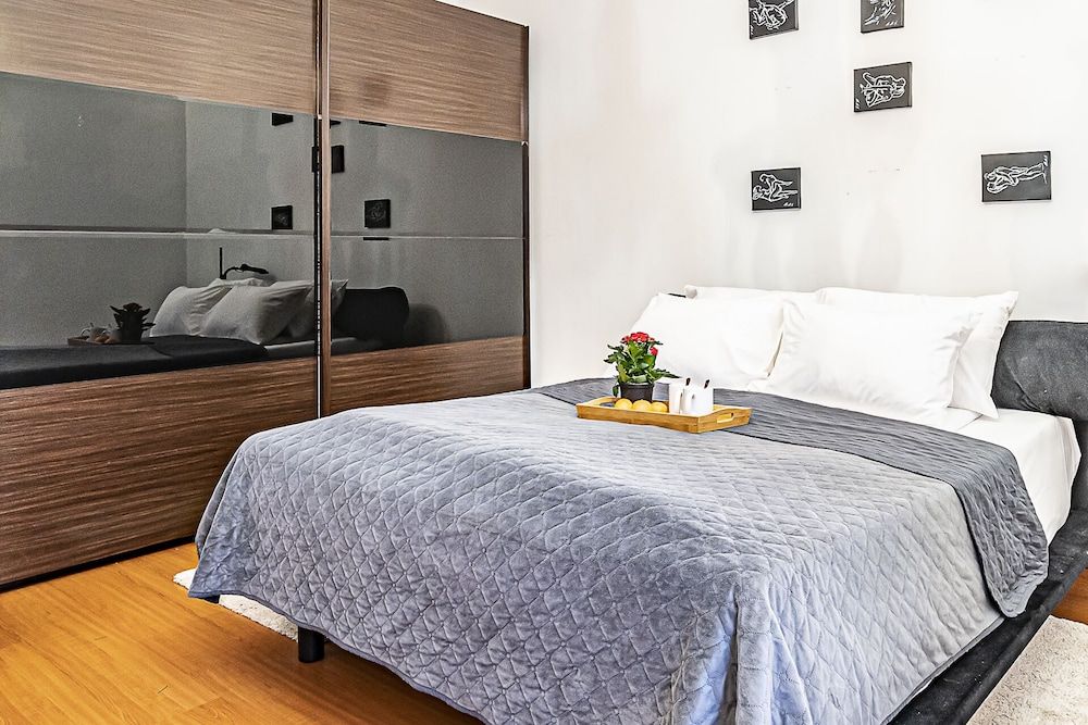 WINWINSTAY Residence in Heart of Old Town Comfort Apartment