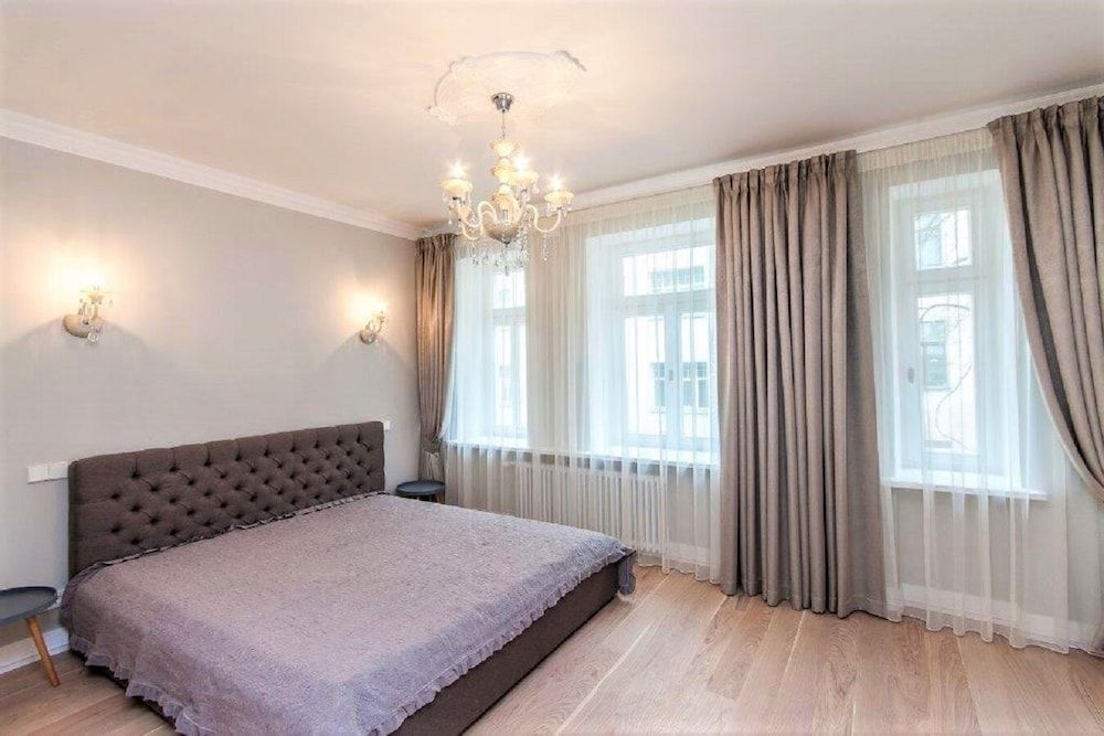 undefined WINWINSTAY Art Nouveau Lumiere Residence 10