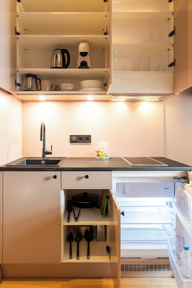 aparthotel Amella Classic Double Room 7