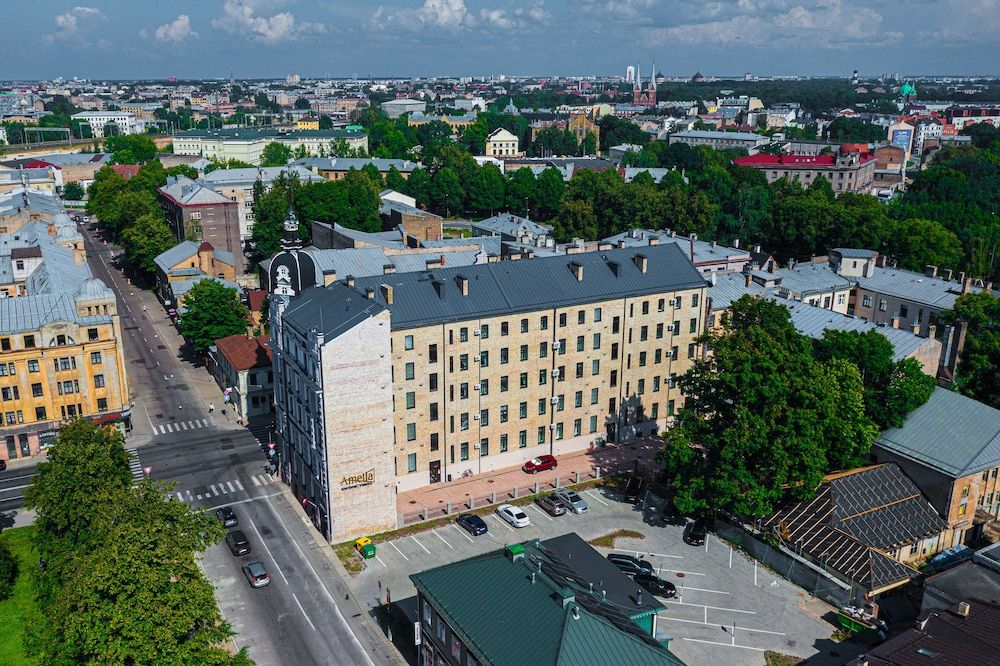 undefined aparthotel Amella 7