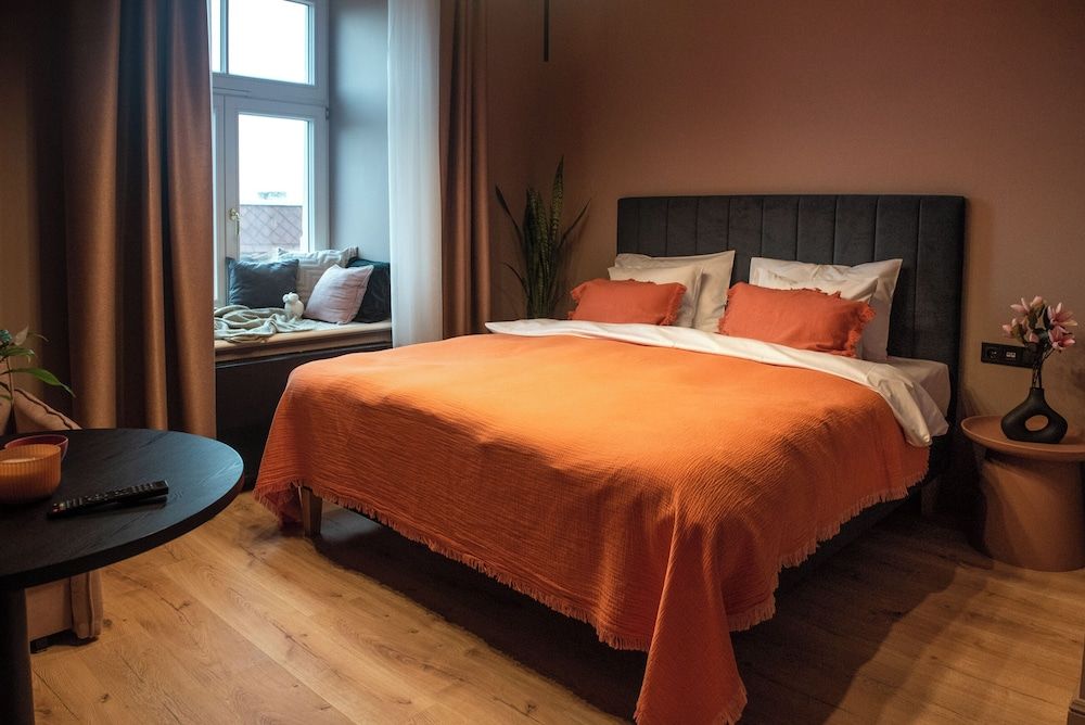 aparthotel Amella Classic Double Room 4