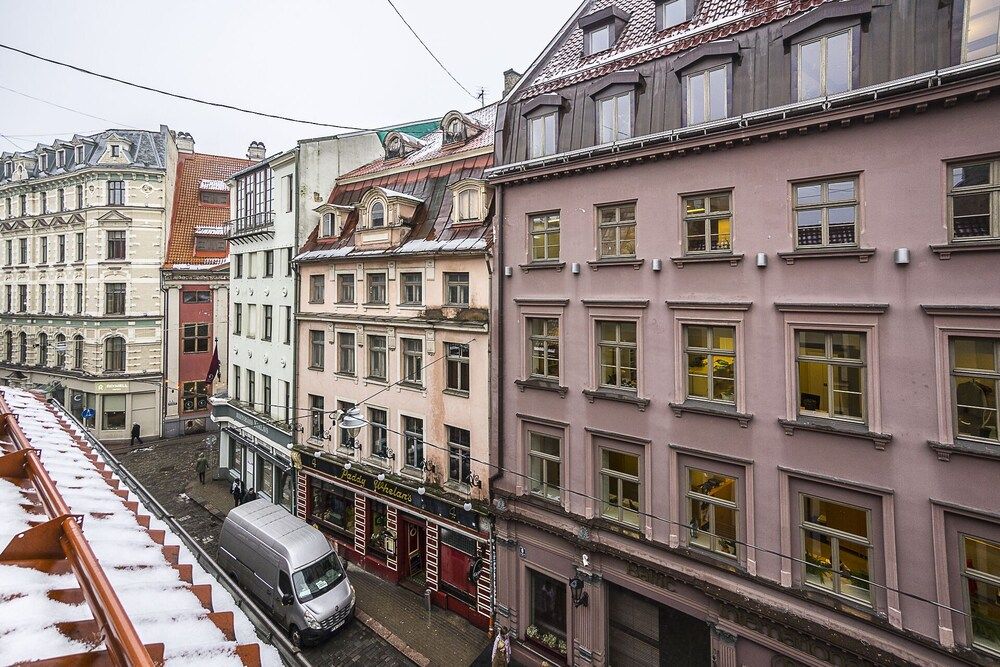 undefined WINWINSTAY Apartments Heart of Old Town 4