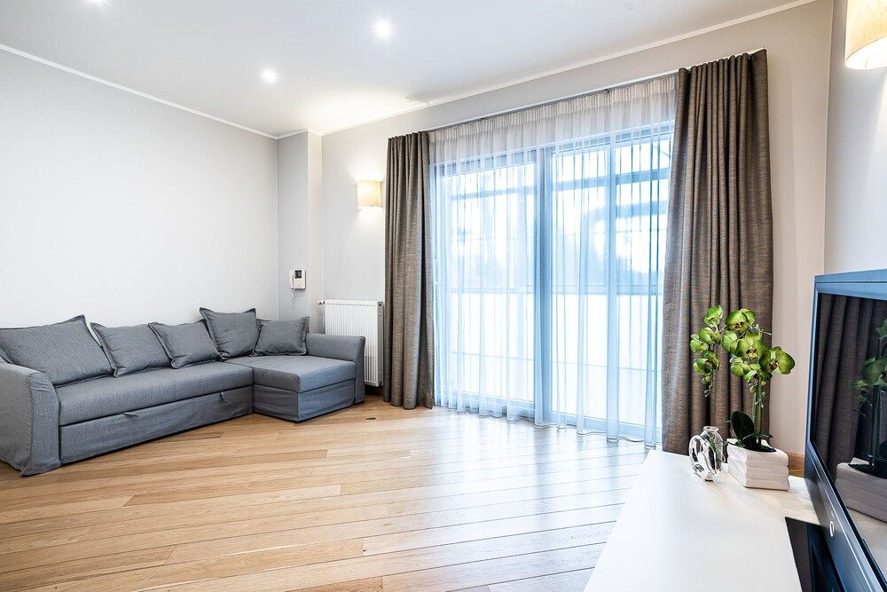 undefined WINWINSTAY Exclusive Apartments by River Daugava 3
