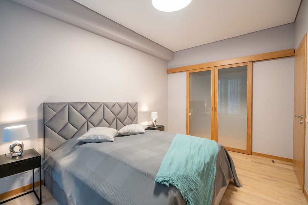 Apartment, King and Sofa Bed, City View