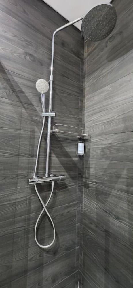 Oryx Maputo Deluxe Room 7