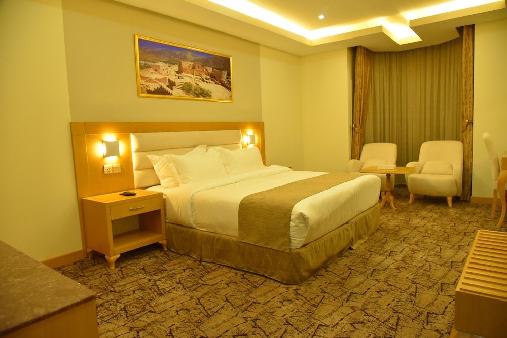 The Muscat Plaza Hotel Standard Double Room 4