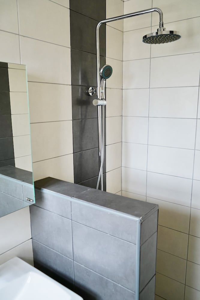 Behlys Boutique Double Room 8