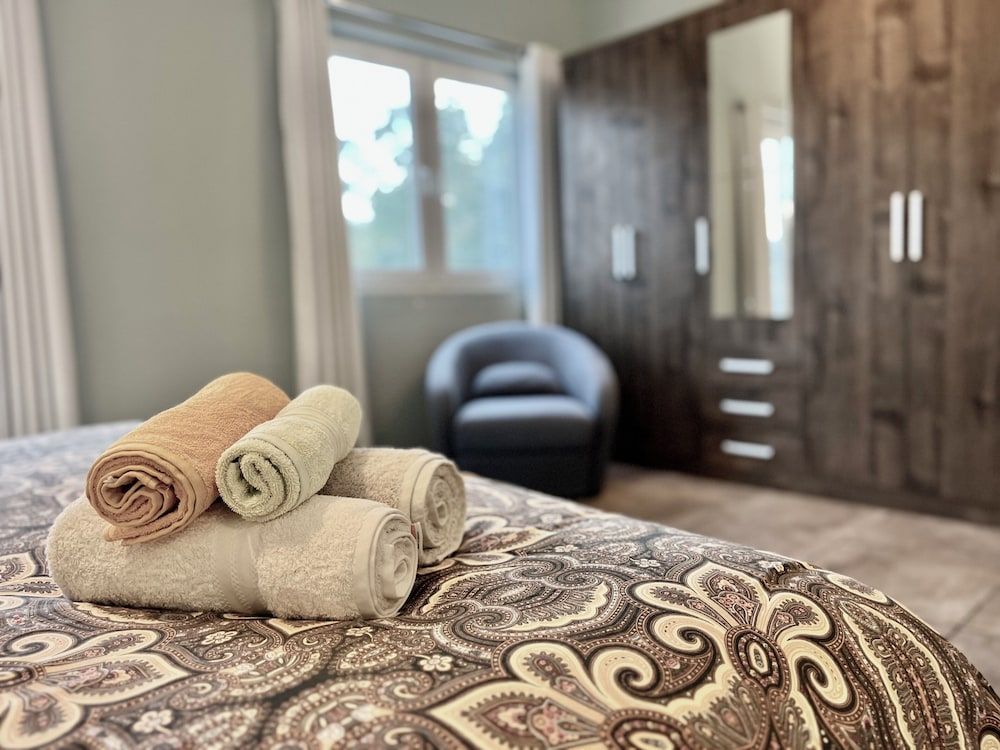 Behlys Boutique Double Room 3