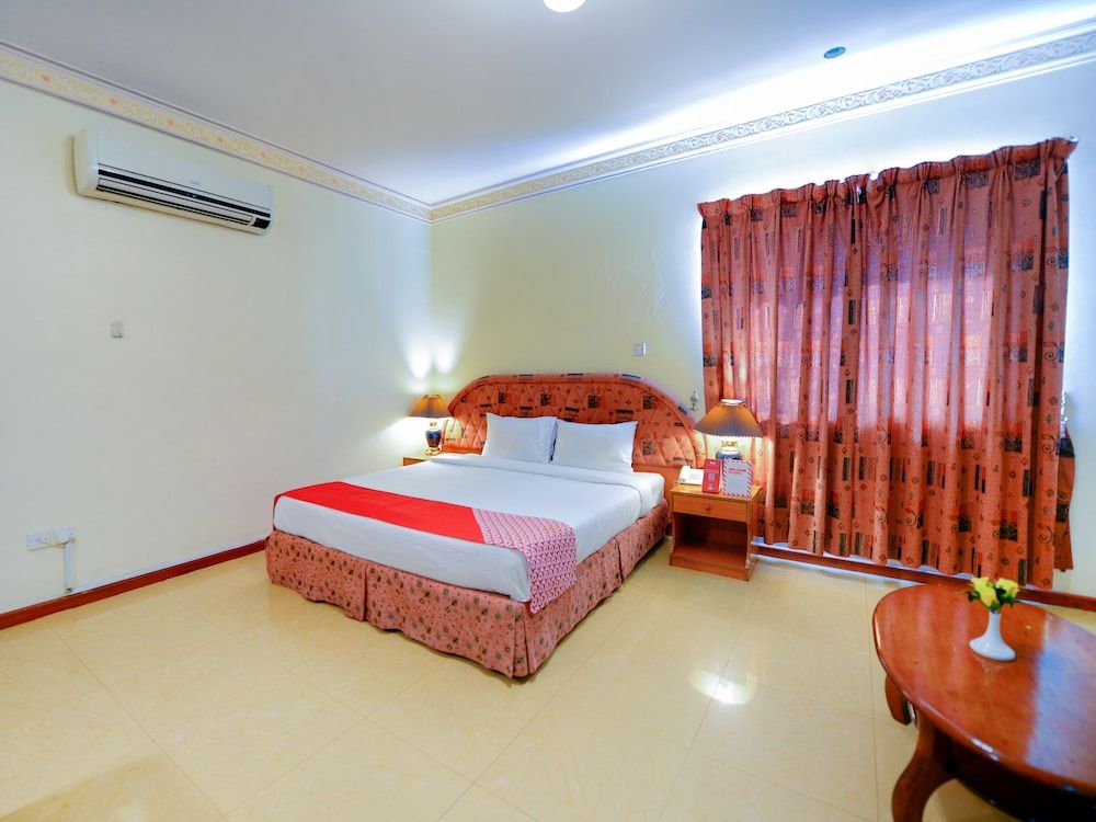 undefined Hotel Golden Oasis 5