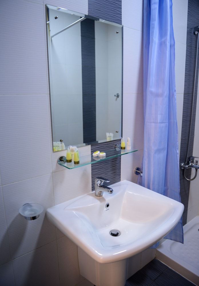 Oasis Hotel Apartments Standard Single Room, Mountain View 4