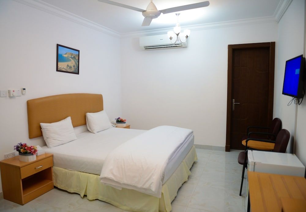 Oasis Hotel Apartments Standard Single Room, Mountain View 2