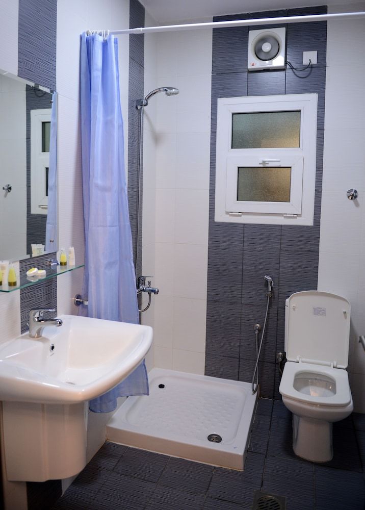 undefined Oasis Hotel Apartments 7