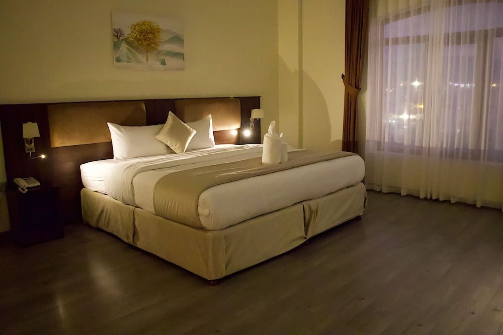 Weekdays Hotel Two Bedroom Apartment 7