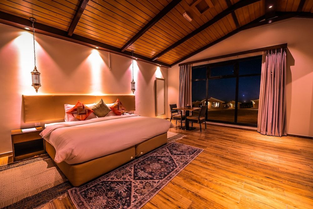 Arabian Nights Resort & Spa Premier Room 2