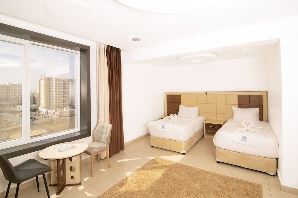 Diamond Star Hotel Standard Room, 2 Twin Beds, City View 23