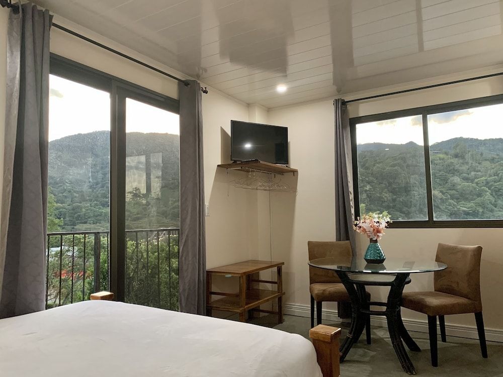 Buena Vista Boquete Deluxe Quadruple Room, Multiple Beds, Mountain View 9