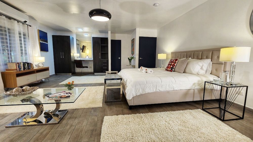 La Residencia by Villa Alejandro Design Studio 2