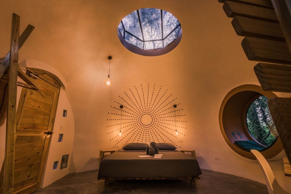 Nowhere Deluxe Suite, 1 King Bed, Garden View (Dome with Panoramic View) 2