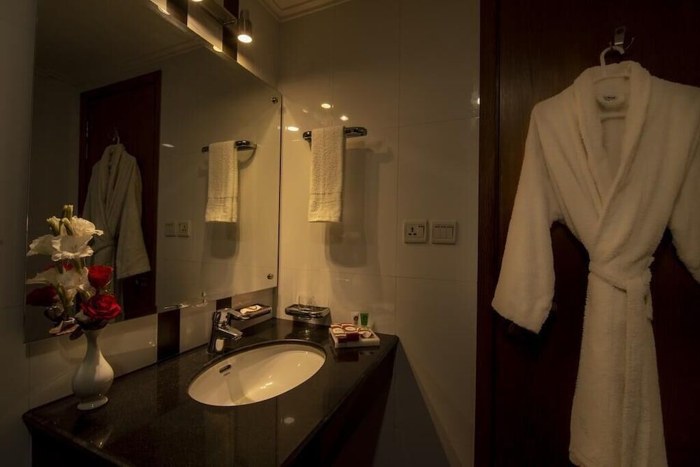 Hotel One Tariq Road Multan Suite 5